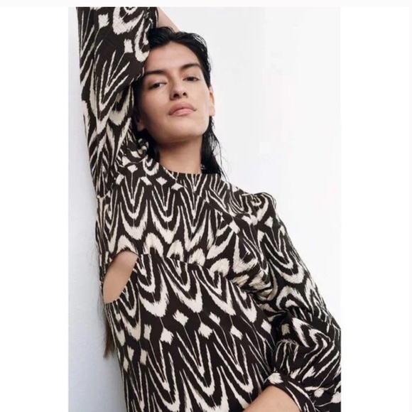 ZARA PRINTED CUT-OUT DETAIL MIDI DRESS - Picture 4 of 13